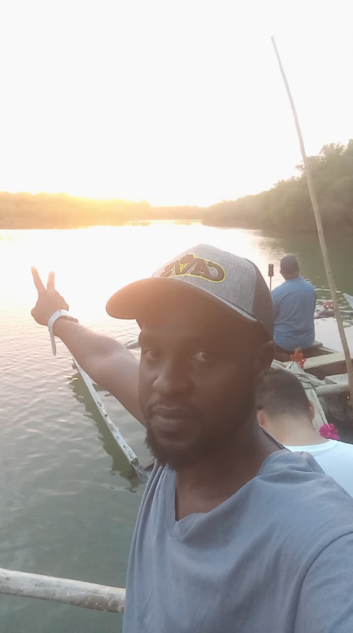 Amani African Safari Guest Moment 33